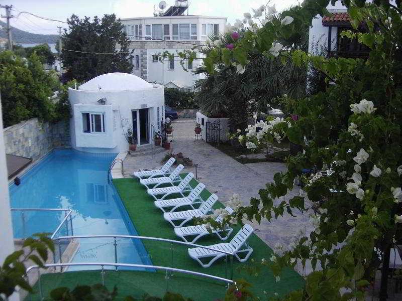 Orion Hotel Bitez Kültér fotó