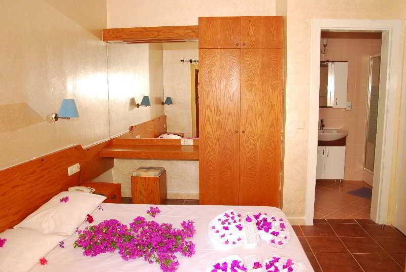 Orion Hotel Bitez Kültér fotó